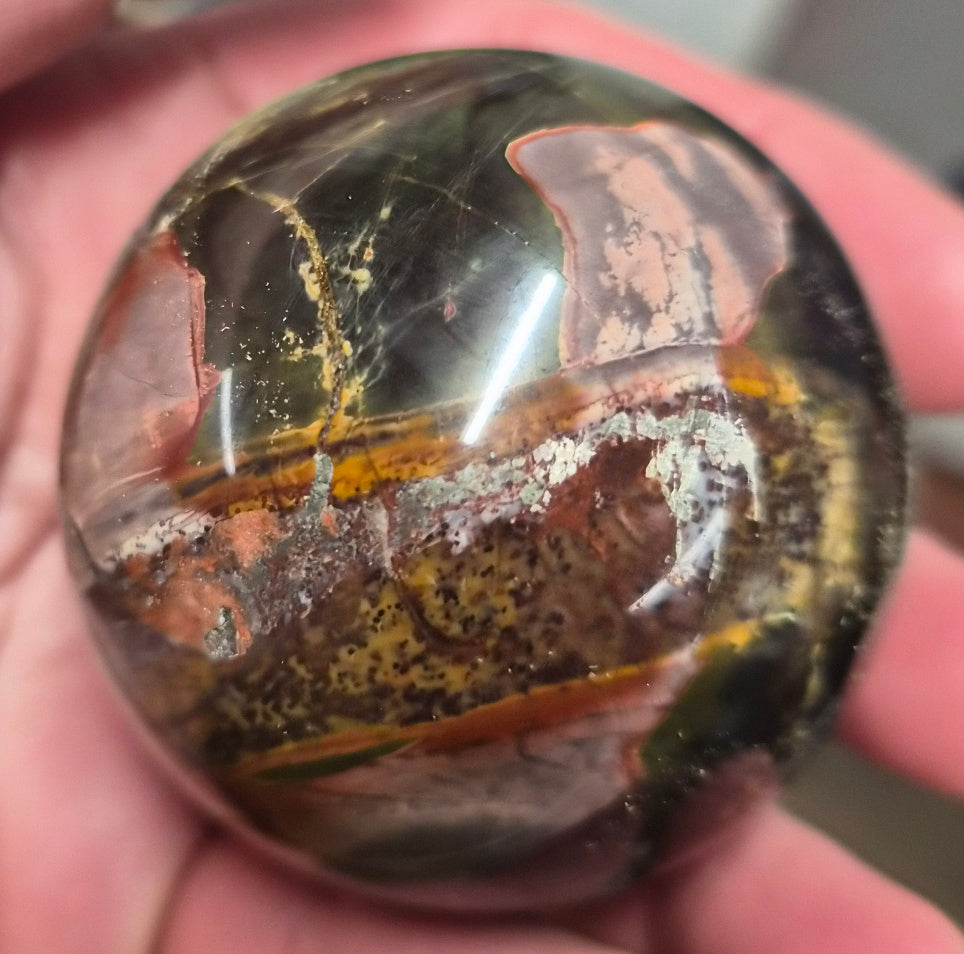 Tiger's Iron sphere– 55mm