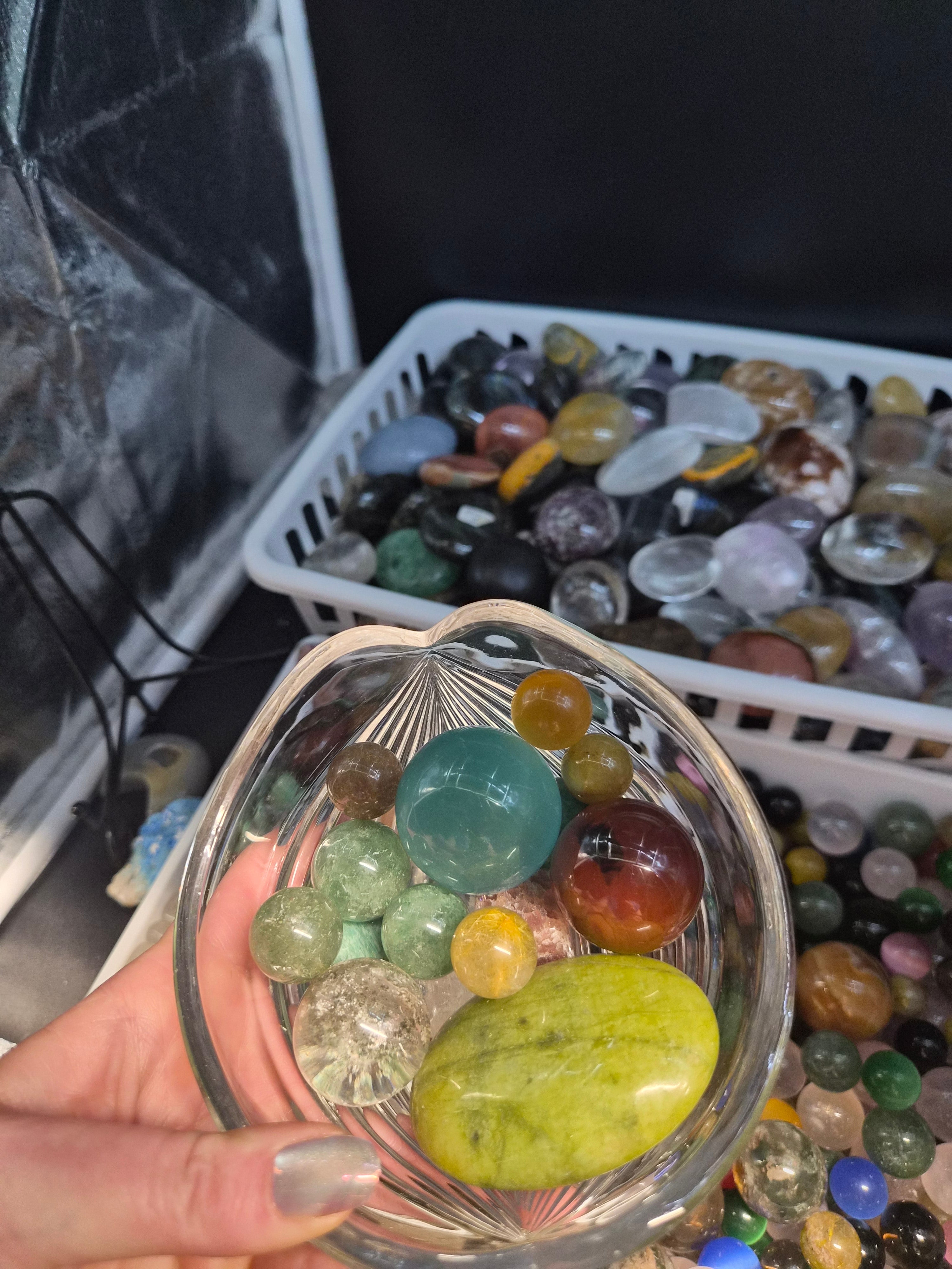 Premium natural crystal scoops!