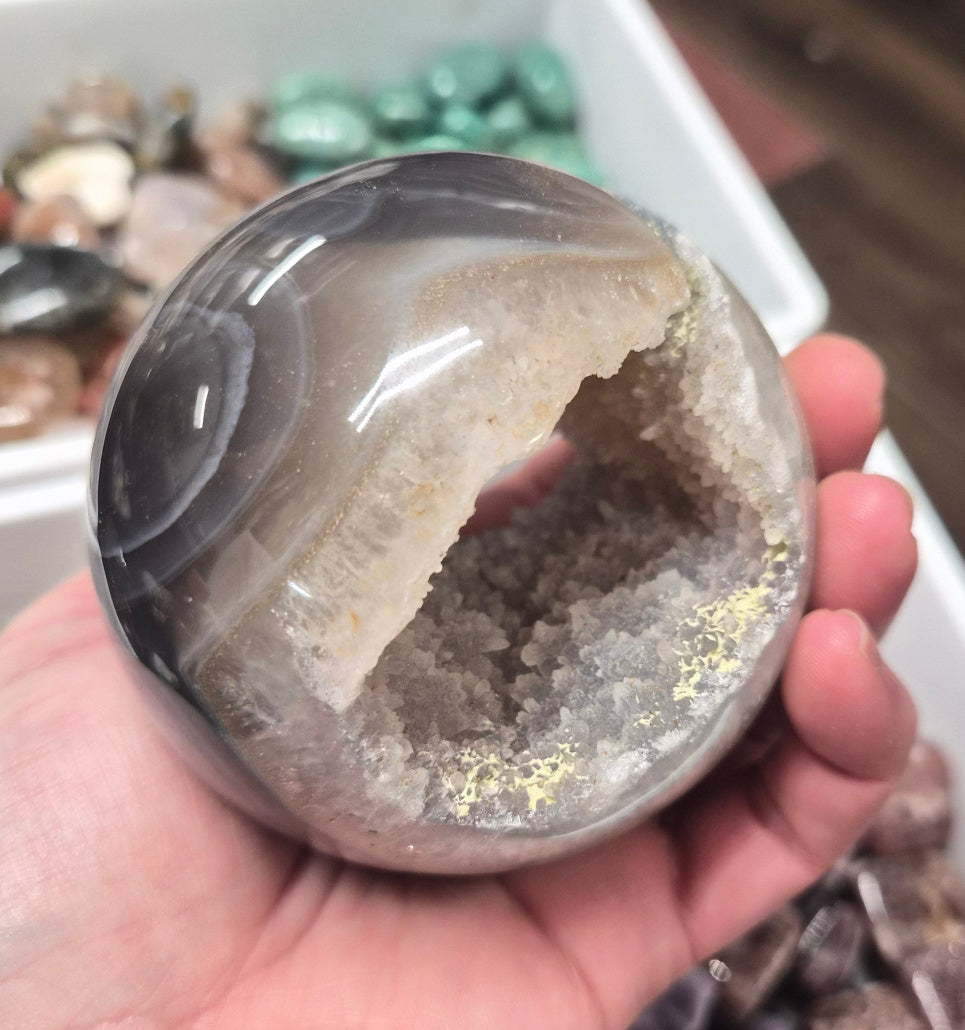 Orca Agate Druzy sphere– 80mm