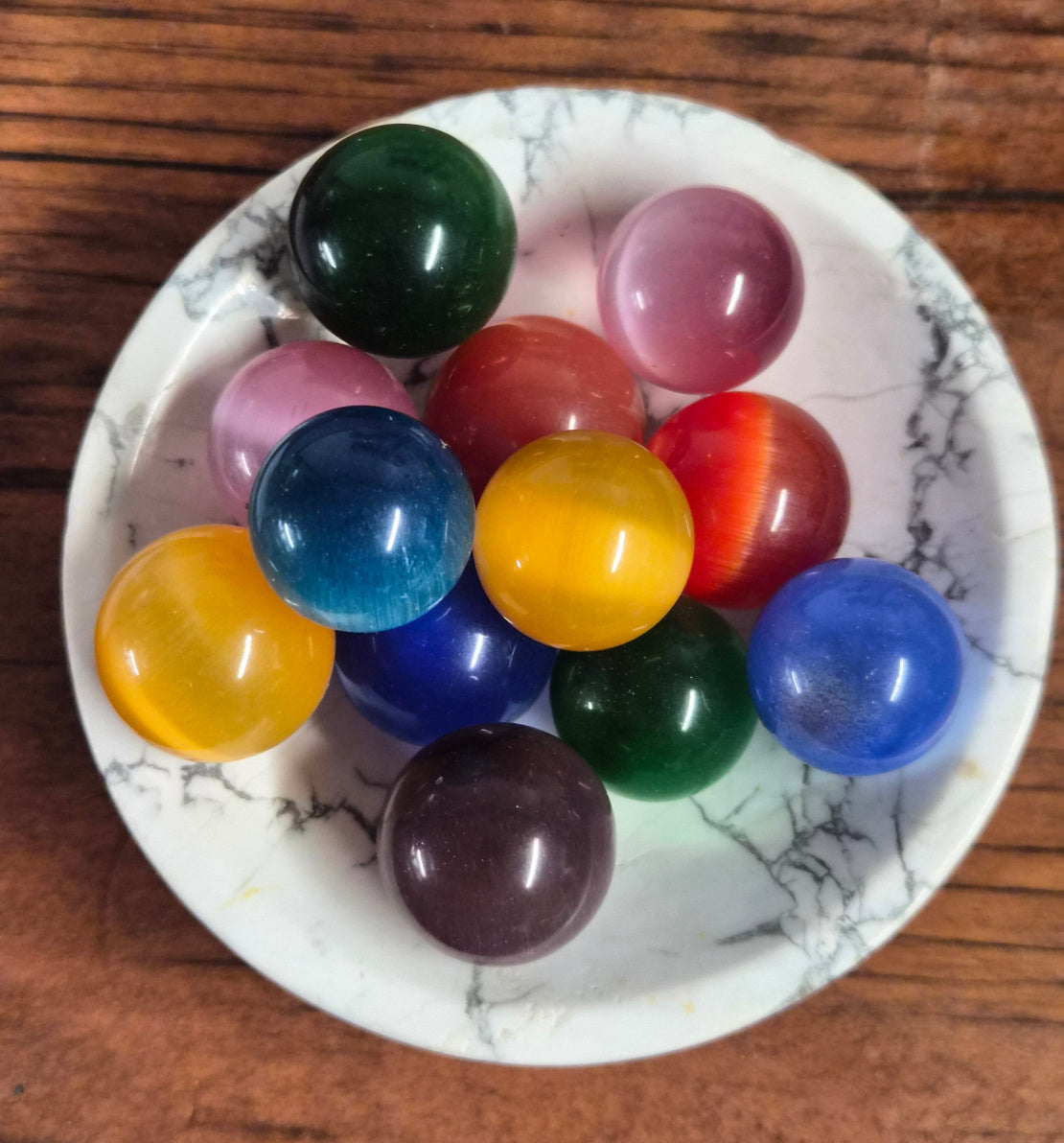 Vibrant Cat's Eye Mini Spheres – 15mm to 24mm (Mixed Colors)