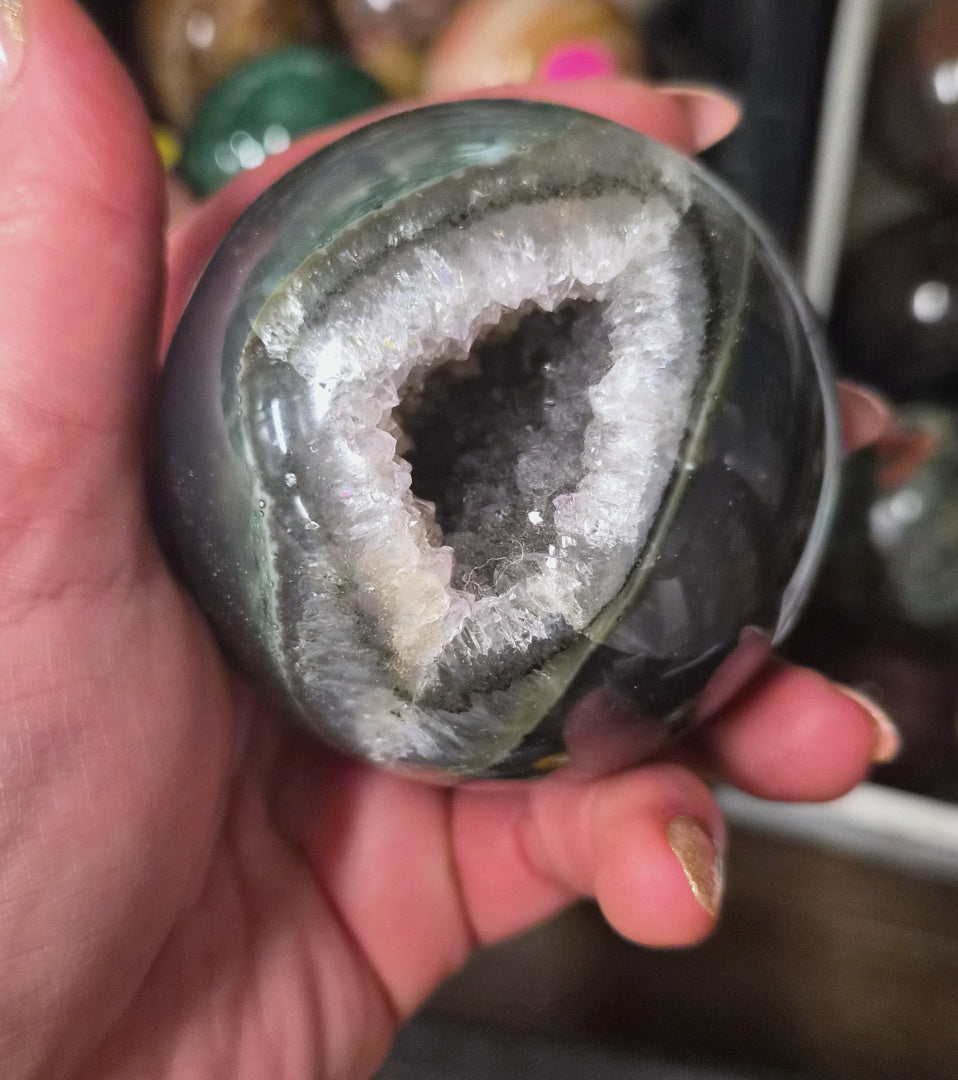 Druzy Orca Agate sphere – 70mm