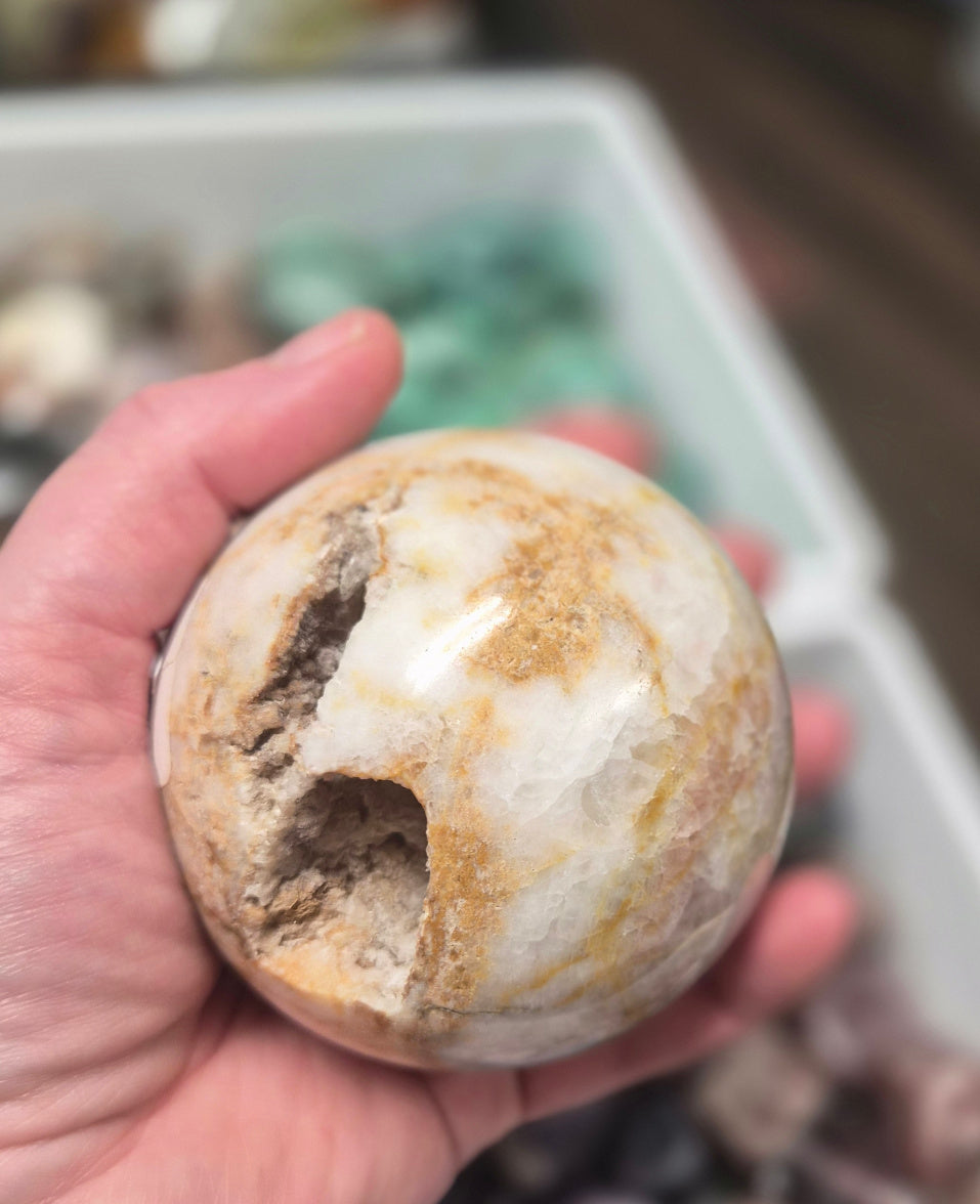 Flower Agate with Druzy vug sphere– 80mm