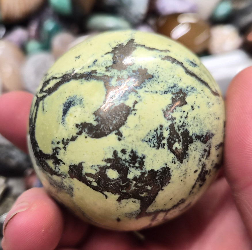 Serpentine sphere–55mm